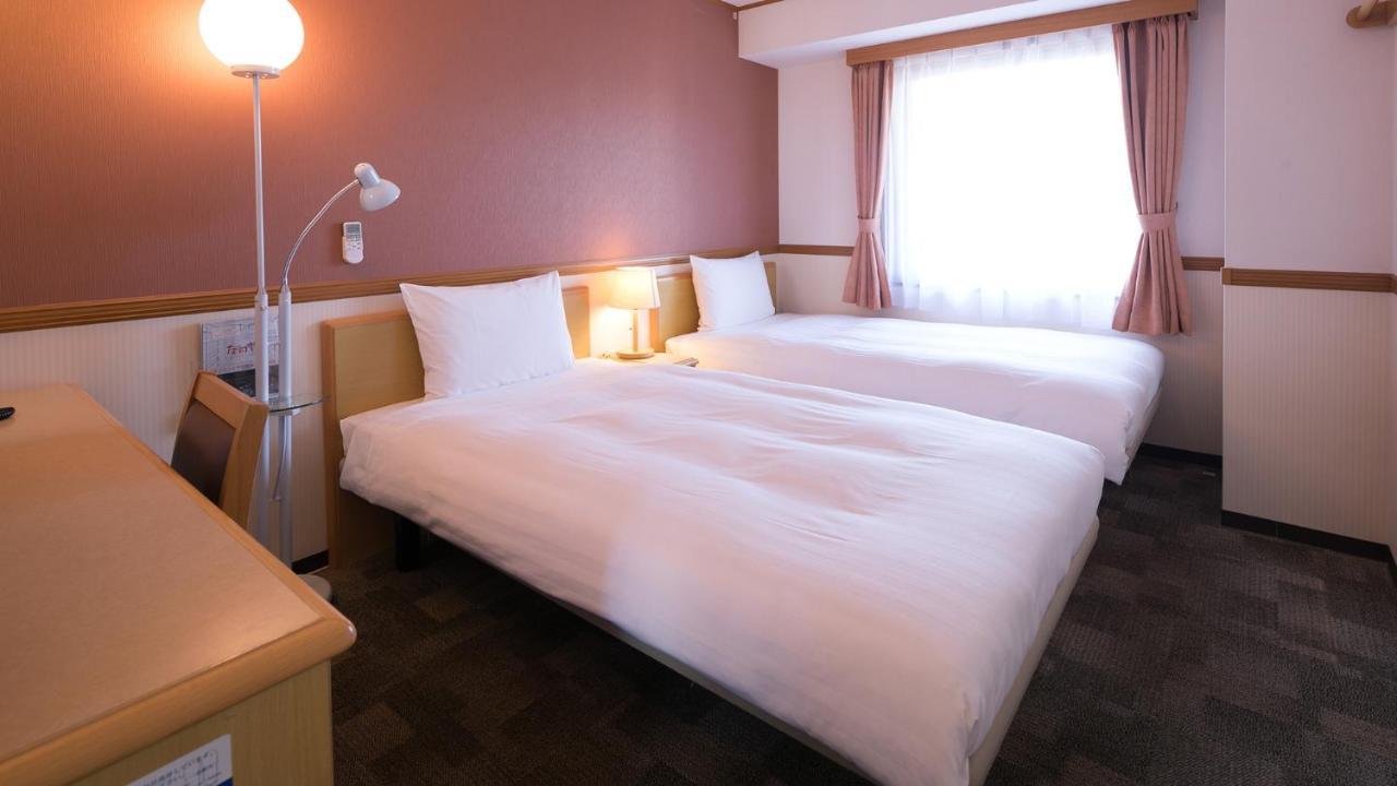 Toyoko Inn Hakata-Guchi Ekimae Fukuoka  Buitenkant foto