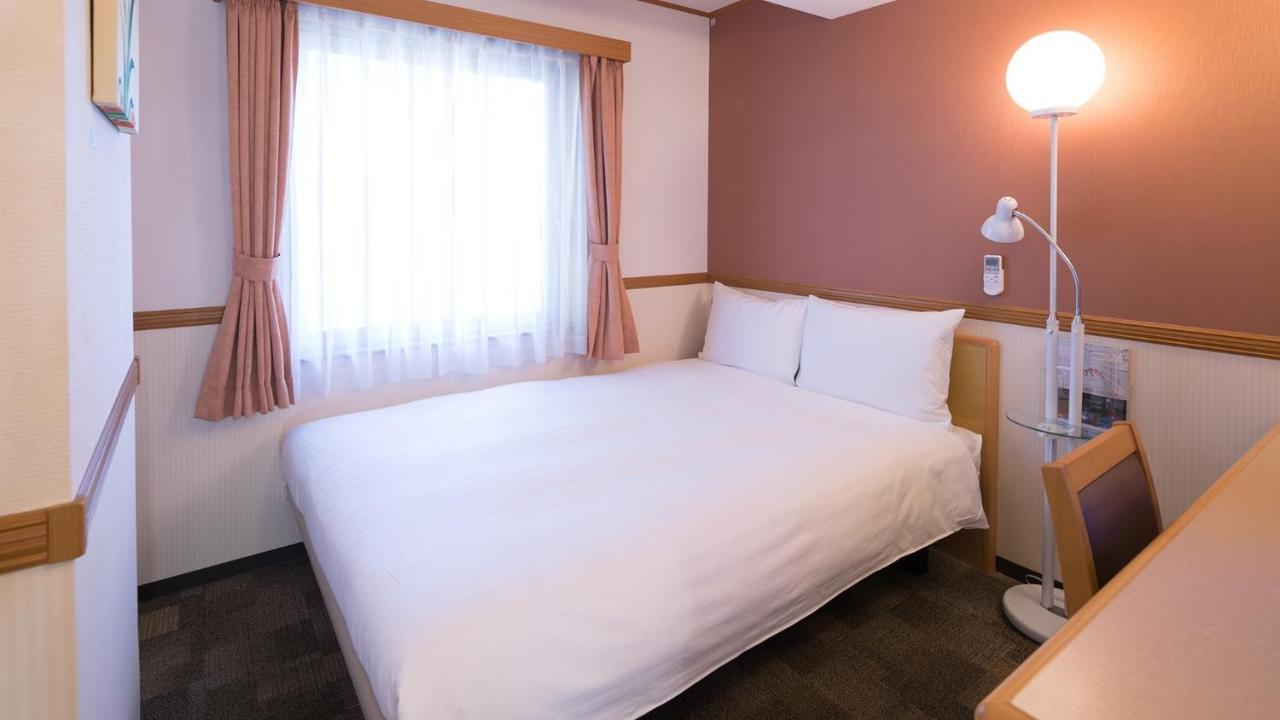 Toyoko Inn Hakata-Guchi Ekimae Fukuoka  Buitenkant foto