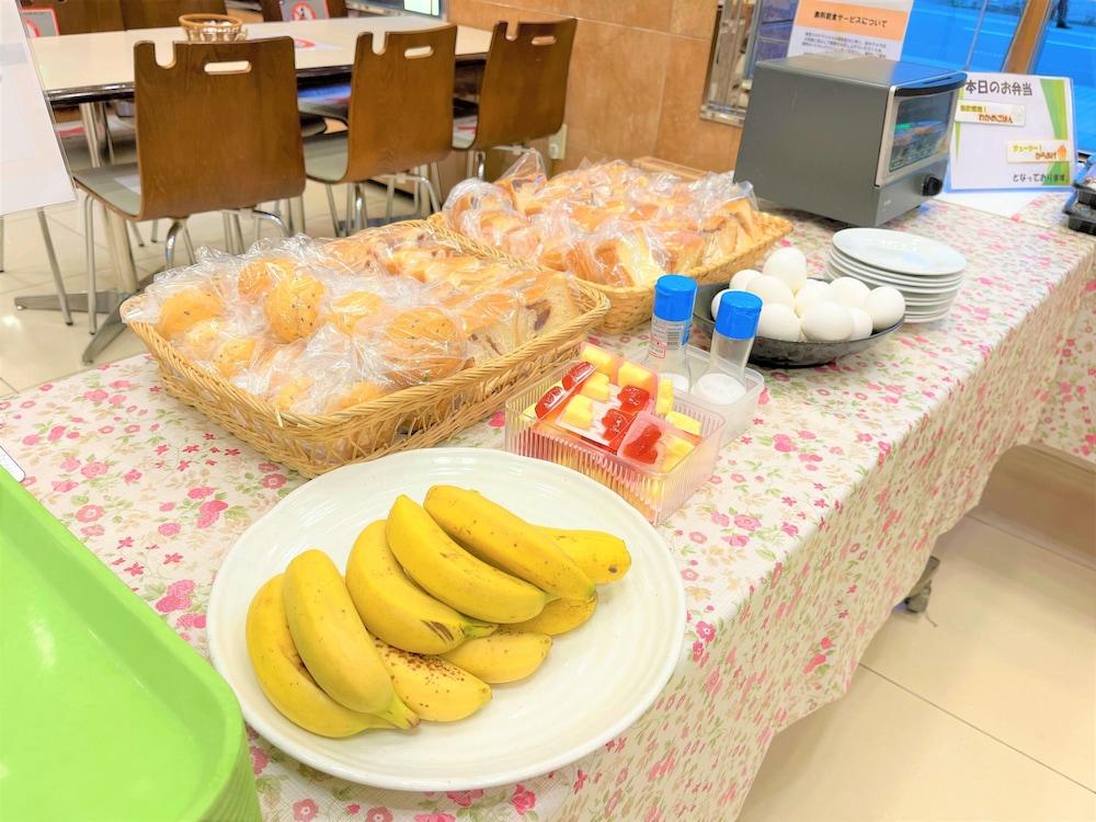 Toyoko Inn Hakata-Guchi Ekimae Fukuoka  Buitenkant foto